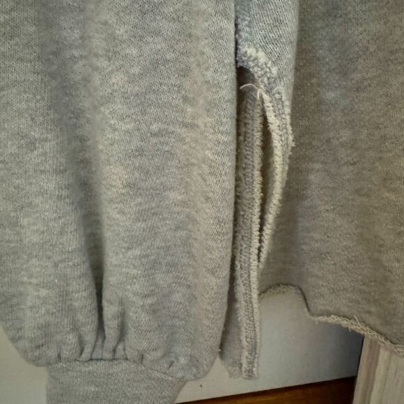 Free People gray 1/4 zip cropped boho sweatshirt  with lace applique detail S - Picture 11 of 13